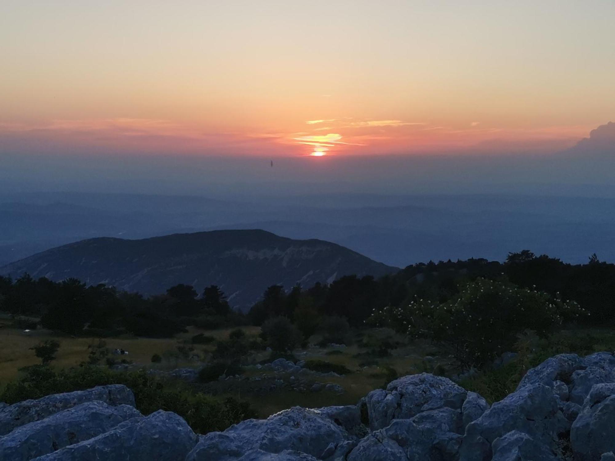 Modene Gite En Provence Lavande מראה חיצוני תמונה